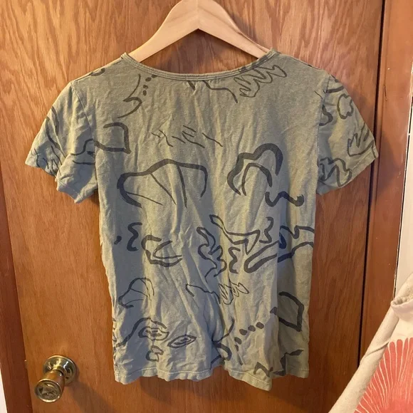 Jenny Pennywood Moth Pattern Tee Shirt Muted Olive Green size 2 Linen Cotton - Picture 6 of 10